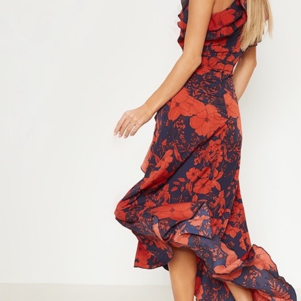 PrettyLittle thing Navy Floral Frill Wrap Dress - Picture 3 of 4